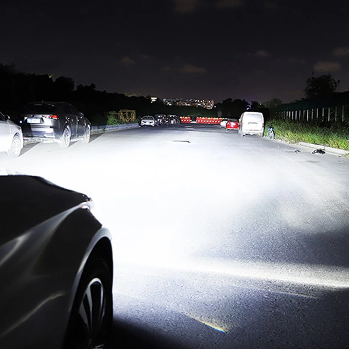 H7 LED Bulbs Upgrade Halogen High, Low Beam Forward Lighting, Fog Lights - Image 5